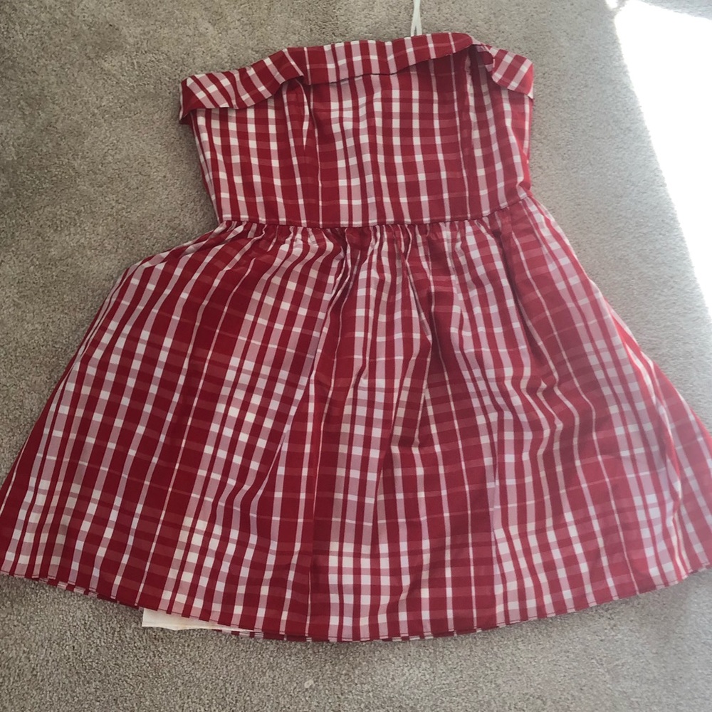 NWT Vineyard Vines dress!